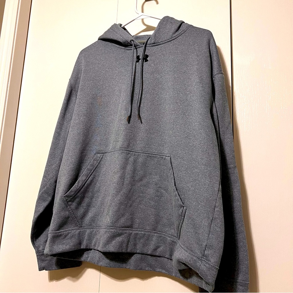 Under Armour Sweatshirt. Under Armour Hoodie.